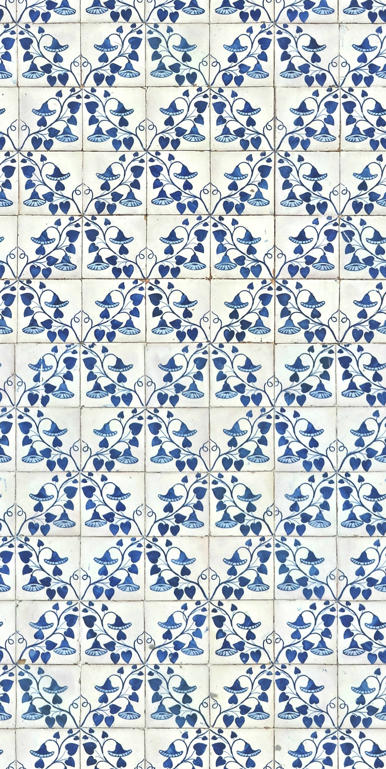 A seamless portuguese white and blue tiles texture for use in architectural drawings and 3D models