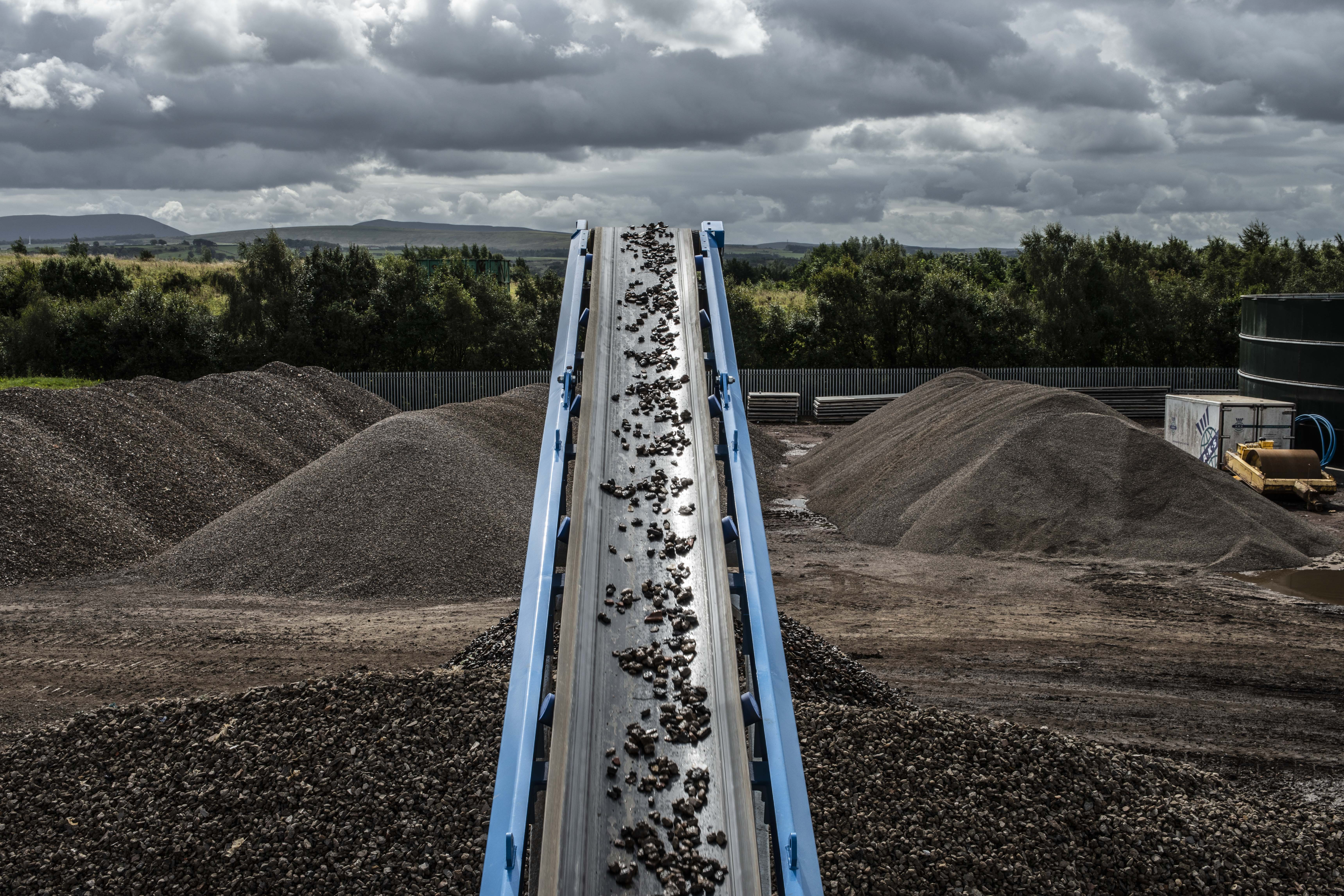 Recycled aggregate conveyor.png